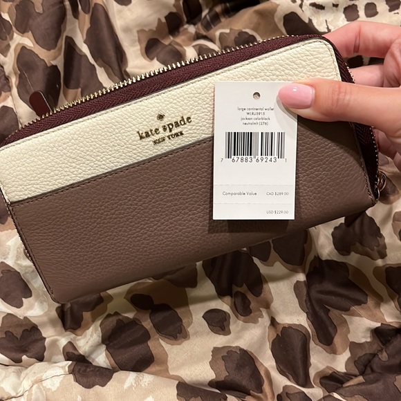 NWT Kate Spade Wallet - Picture 4 of 4